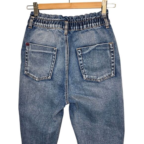 BDG Women's 24 Medium Wash Elastic High Waist  Blue Denim Mom Jeans - Picture 6 of 15